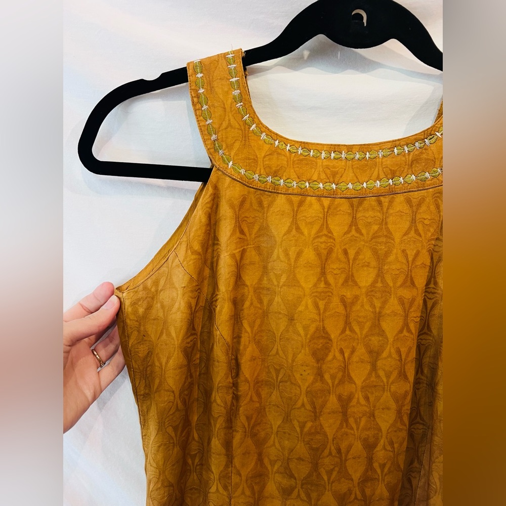 Retro Turmeric Dress - Picture 2 of 6